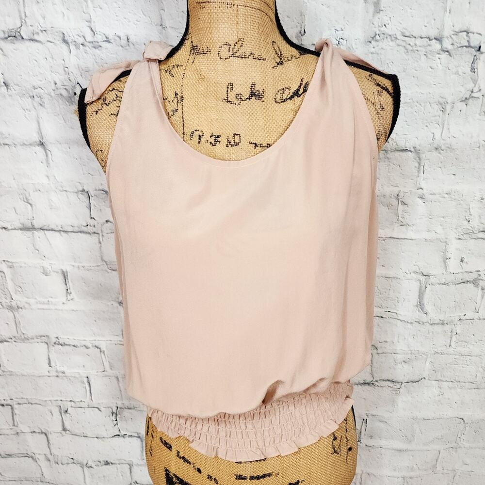Generational love top Sz L sleeveless pink blush smocked waist blouse A38C